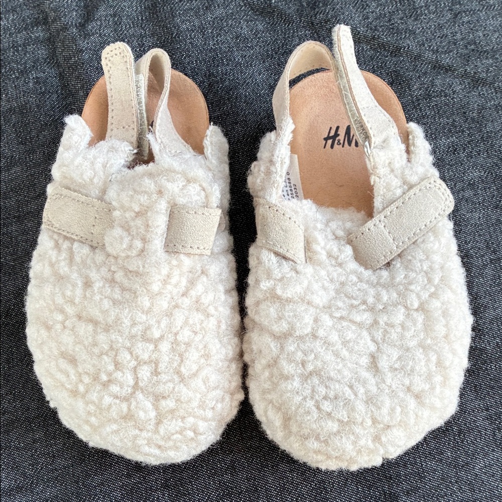 H&M Cream Sherpa Slip-On Baby Clogs with Back Strap